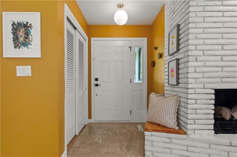 9307 Woodson Dr, Overland Park, KS 66207