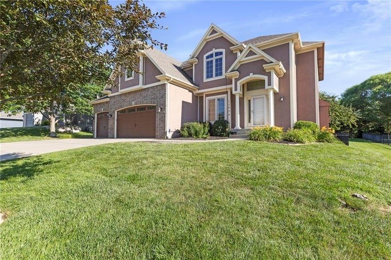 12824 Sewell Ave, Kansas City, KS 66109