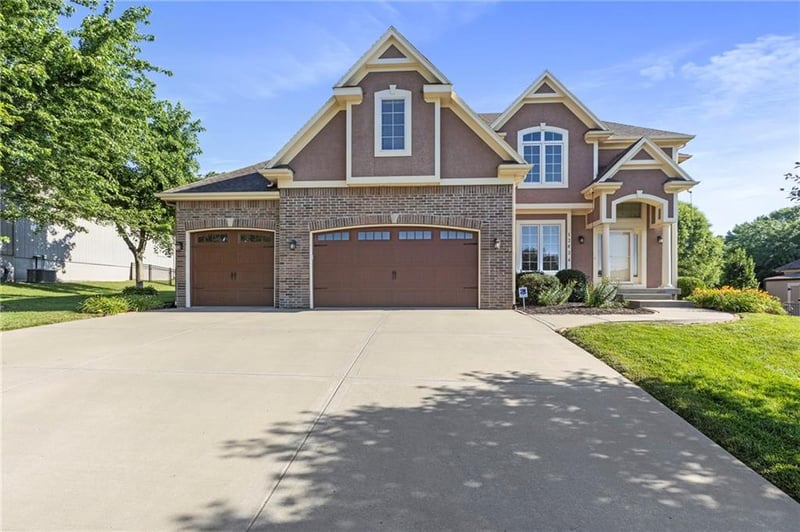 12824 Sewell Ave, Kansas City, KS 66109