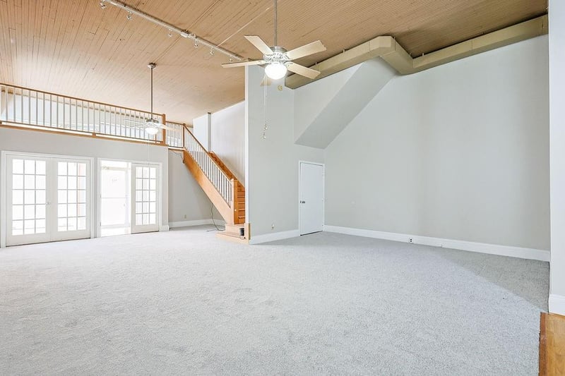 712 Francis St #A, St Joseph, MO 64501