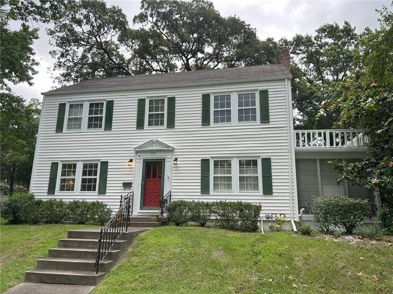 725 Main St, Nevada, MO 64772