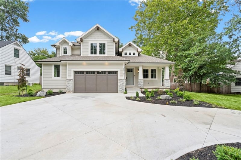 2512 Somerset Dr, Prairie Village, KS 66208