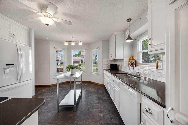 14901 E 48th Ter, Kansas City, MO 64136
