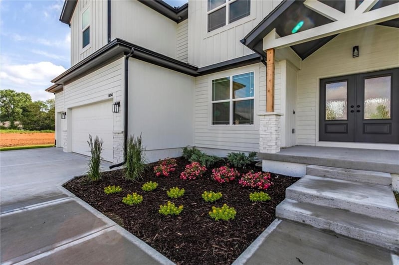 16941 Brentwood St, Olathe, KS 66062