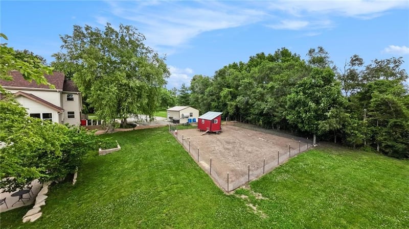 17403 H Hw, Liberty, MO 64068