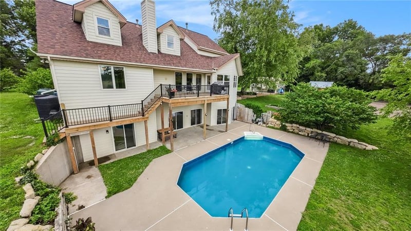 17403 H Hw, Liberty, MO 64068
