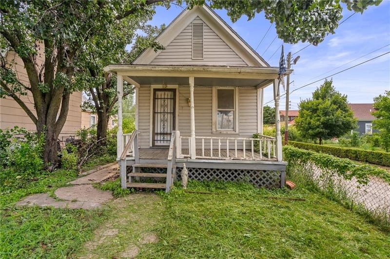 12 S Minnie St, Kansas City, KS 66103