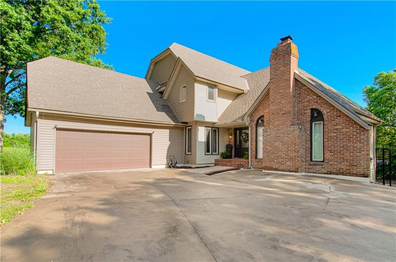 16618 113th St, Liberty, MO 64068