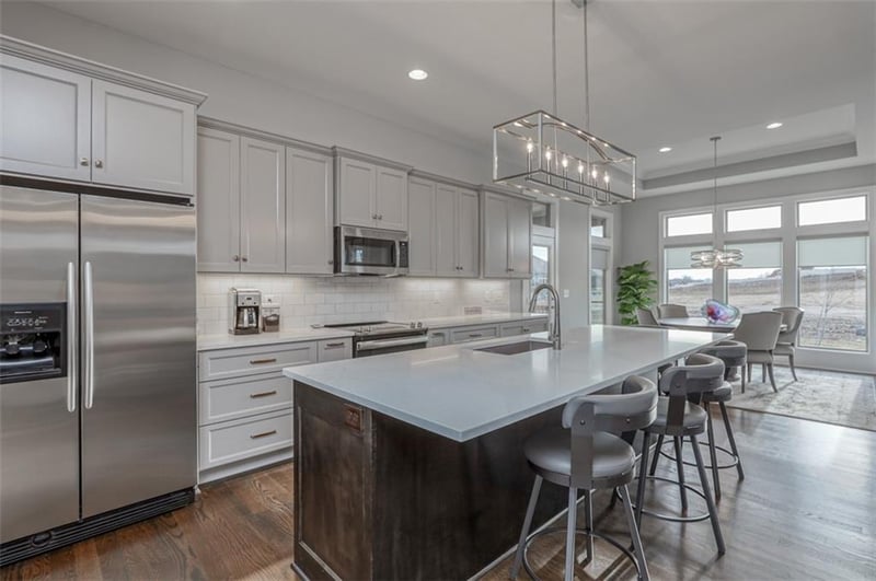 13837 Westgate St, Overland Park, KS 66221