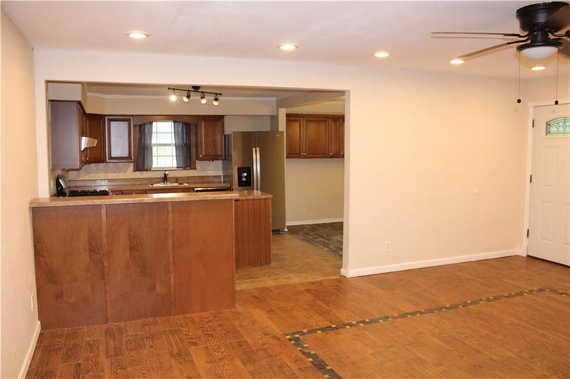 610 N West St, Arma, KS 66712