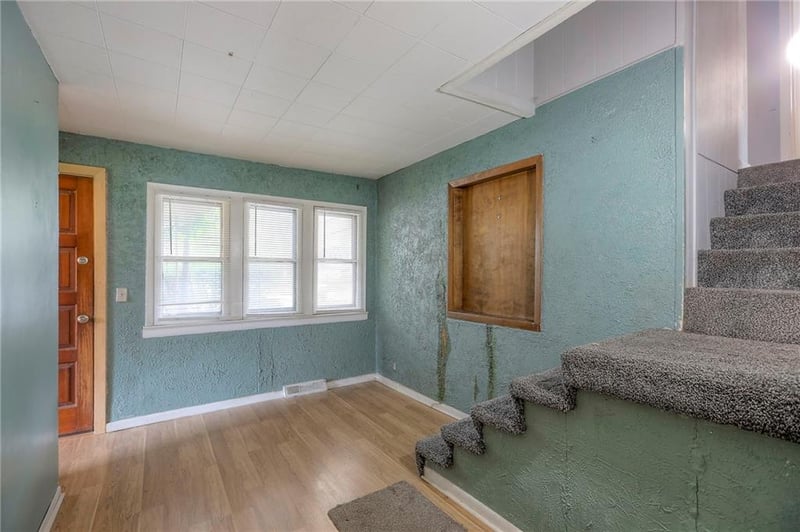 8519 Woodland Ave, Kansas City, MO 64131