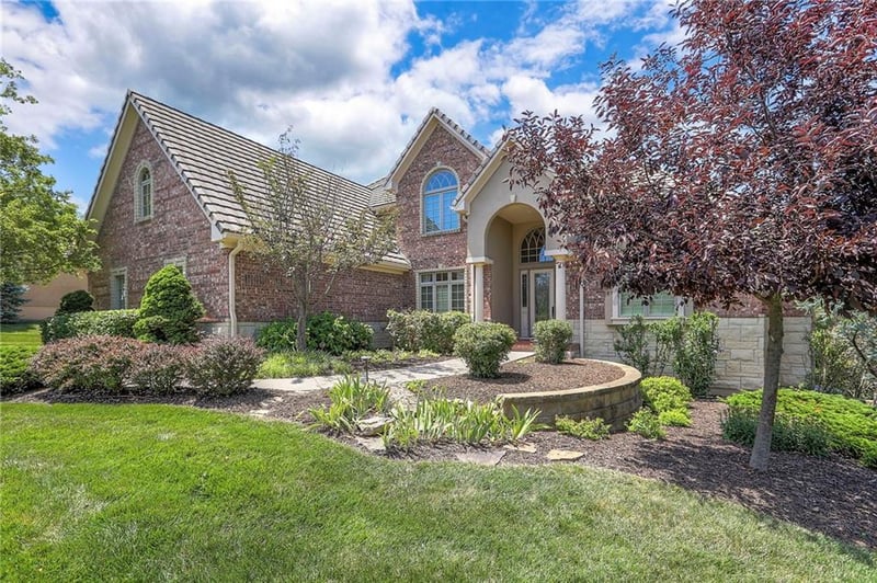 10118 N Helena Ave, Kansas City, MO 64154