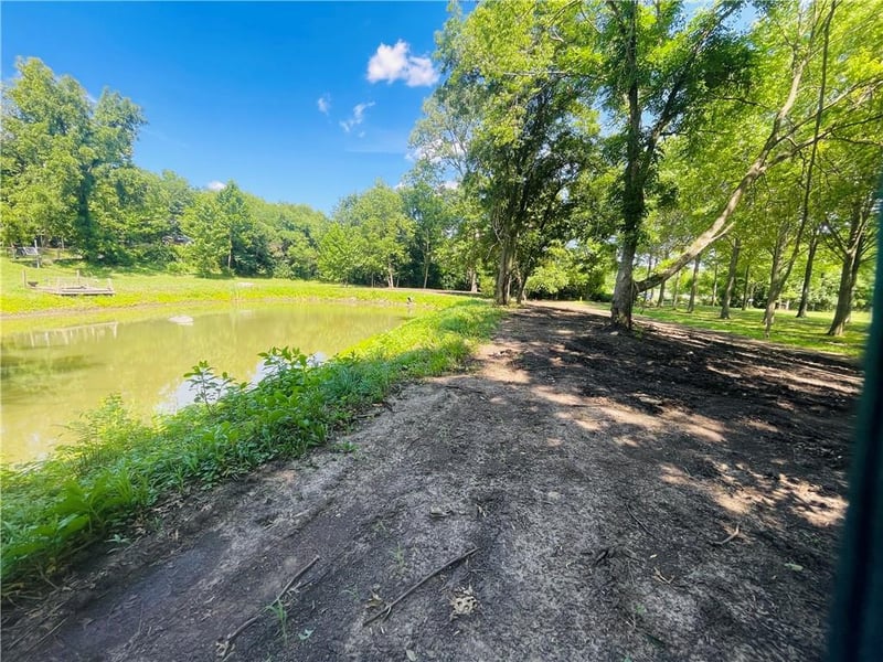 6510 Noland Rd, Kansas City, MO 64133