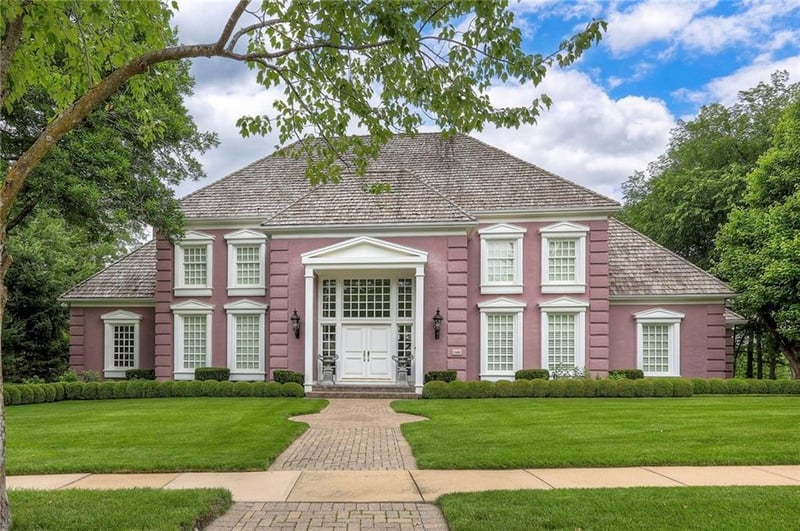 11609 Manor Rd, Leawood, KS 66211