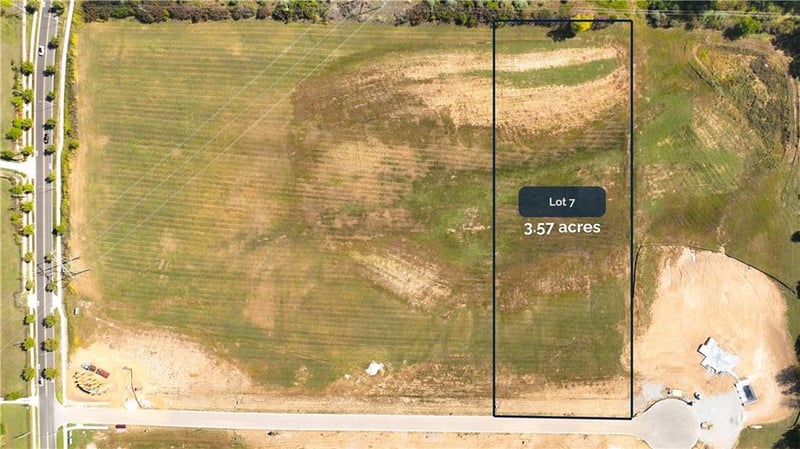 10779 Ewing Ave, Kansas City, MO 64156