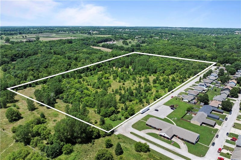 LOT 4 Oak St, Belton, MO 64012