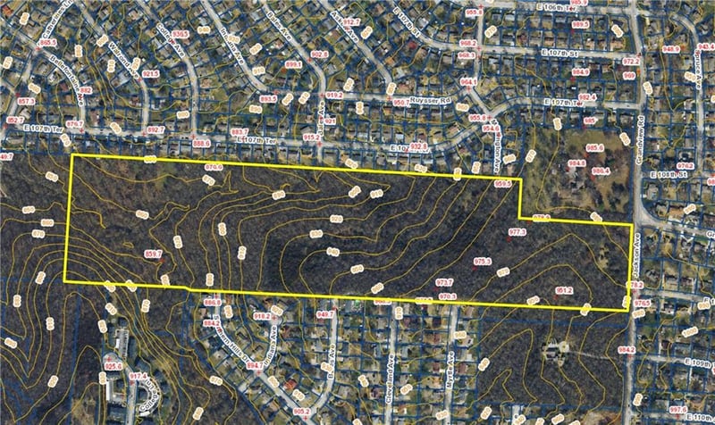 10806 Grandview Rd, Kansas City, MO 64137