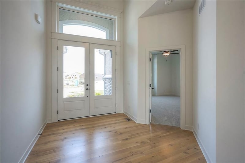 8212 89th Ter, Kansas City, MO 64153