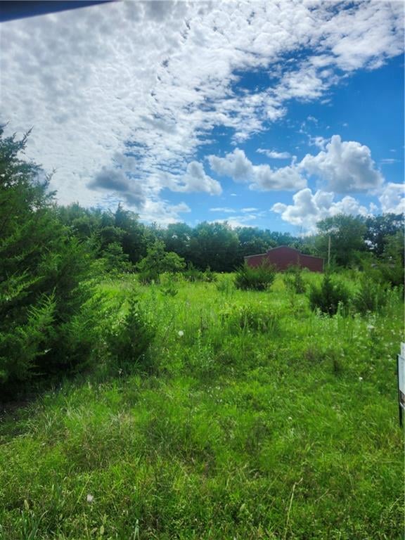 21 Shady Ln, Linn Valley, KS 66040
