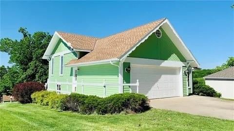 224 Lake Viking Ter, Gallatin, MO 64640