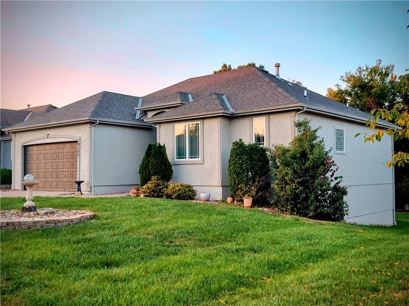 16104 E 76th St, Kansas City, MO 64139