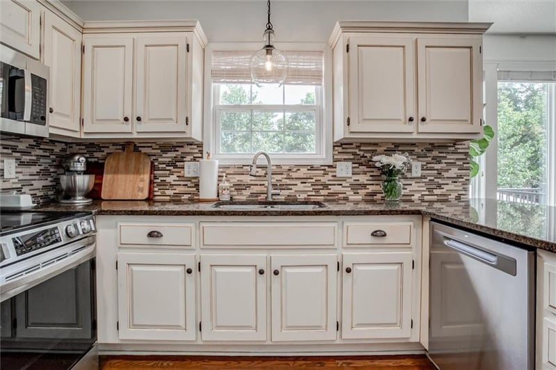 19713 W 97th St, Lenexa, KS 66220