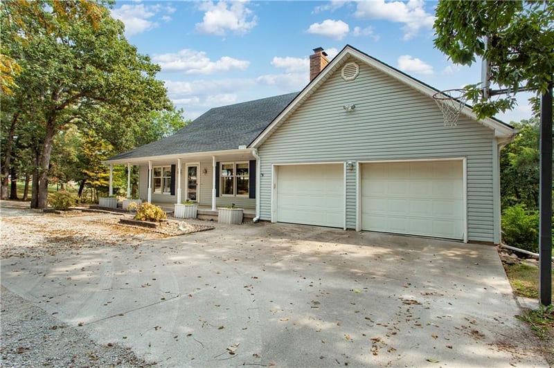 1684 Quarry Rd, Bates City, MO 64011