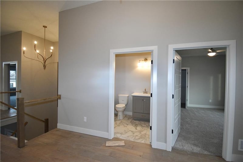 8312 76th Ter, Kansas City, MO 64158