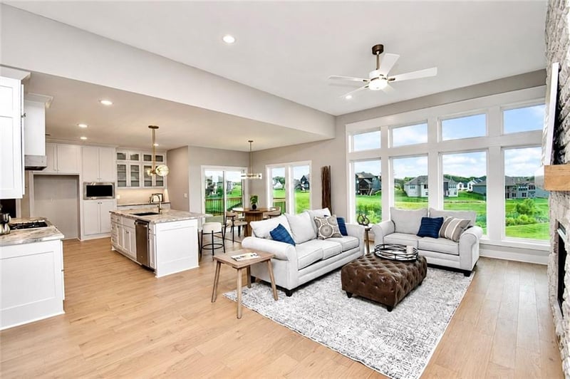 8312 76th Ter, Kansas City, MO 64158