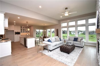 8312 76th Ter, Kansas City, MO 64158