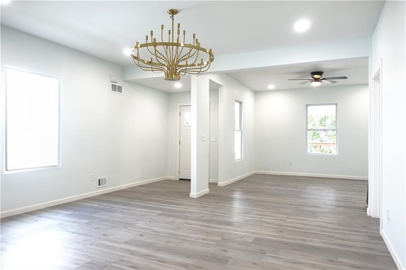 5032 8th St, Kansas City, MO 64124