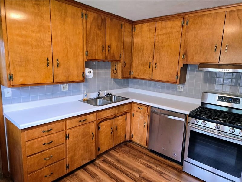 408 Gay St, Warrensburg, MO 64093