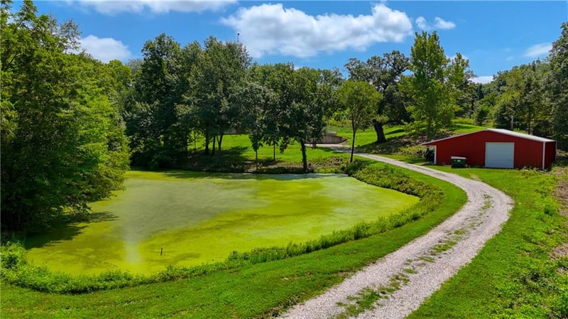 36987 W 63rd St, Camden, MO 64017