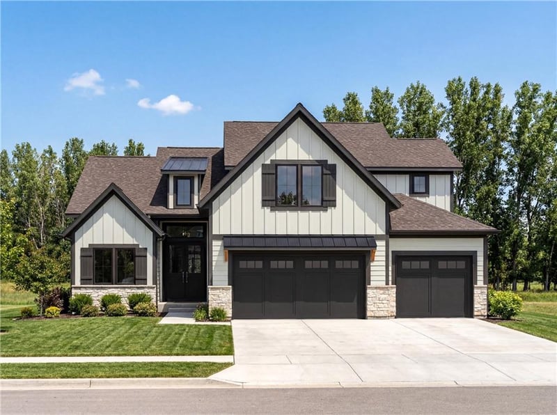 17521 Carter St, Overland Park, KS 66221