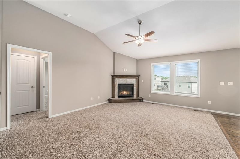 1603 NE 124th Ter, Kansas City, MO 64165