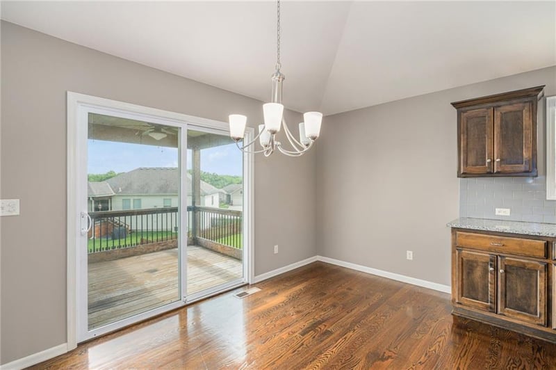 1603 NE 124th Ter, Kansas City, MO 64165