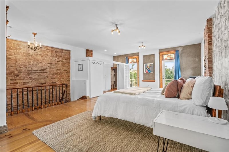 1637 Jefferson St, Kansas City, MO 64108