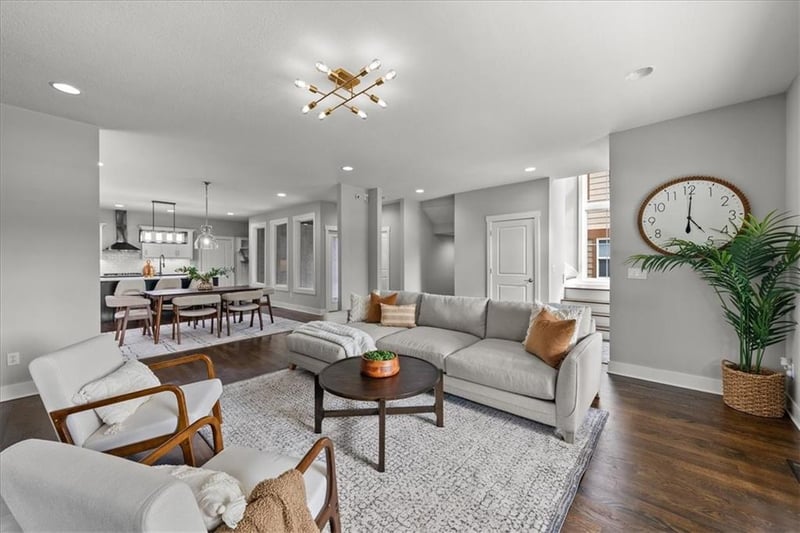 7908 N Ditzler Ave, Kansas City, MO 64158