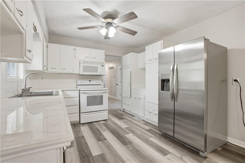 7912 55th St, Kansas City, MO 64119