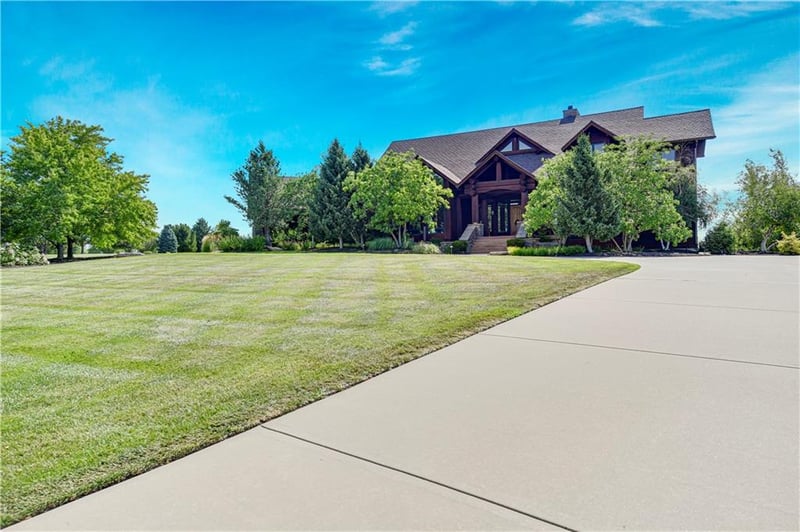 18153 Goddard Ct, Overland Park, KS 66013