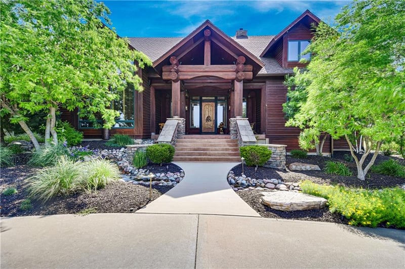 18153 Goddard Ct, Overland Park, KS 66013