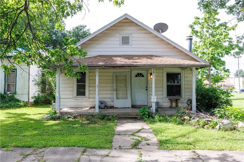 919 Indiana St, Neodesha, KS 66757