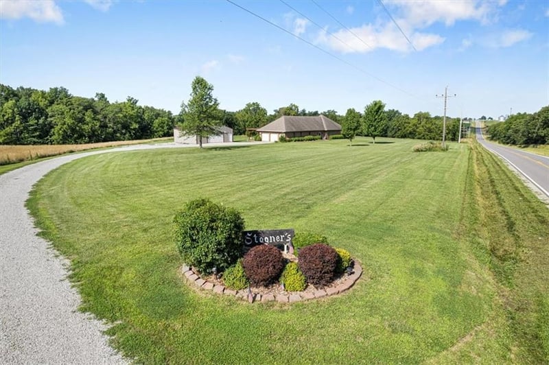 4227 State Highway 48 Hw, King City, MO 64463
