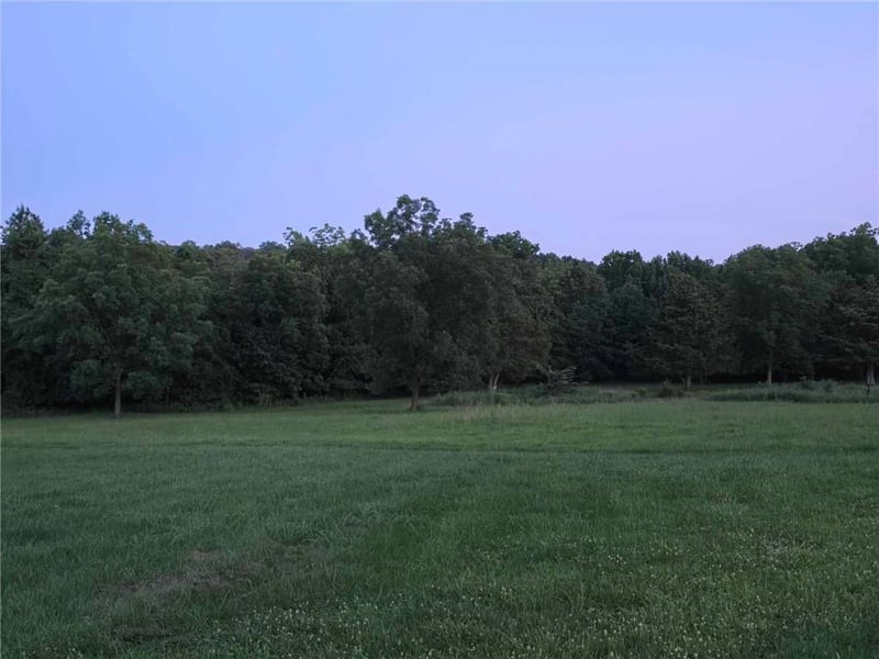 28 - 29 Fertile Rd, Warsaw, MO 65355