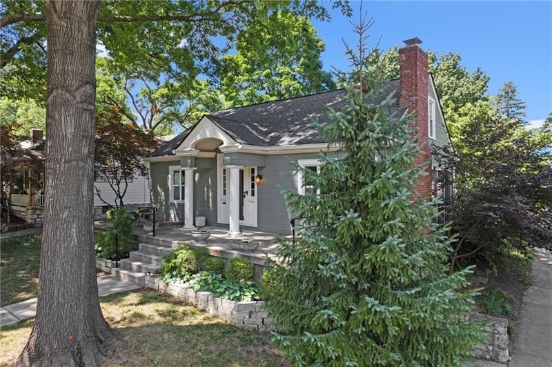 5600 Kenwood Ave, Kansas City, MO 64110