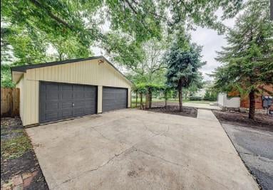 6925 Santa Fe Dr, Overland Park, KS 66204
