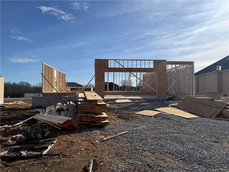 3361 187th St, Overland Park, KS 66085