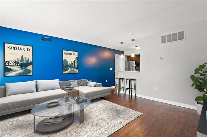 435 9th St #204, Kansas City, MO 64105