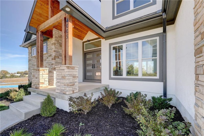 4005 NE Apple Grove Dr, Lee's Summit, MO 64064