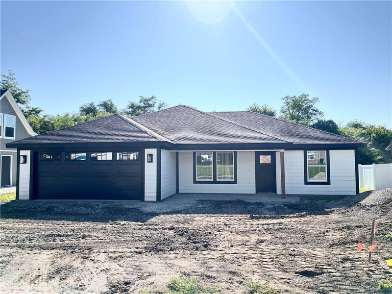 114 Johnson Dr, Odessa, MO 64076